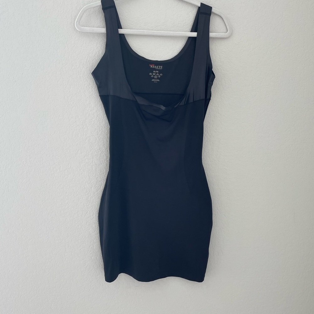 Classic Black Shapewear Dress XL Assets Spanx Bust base layer
